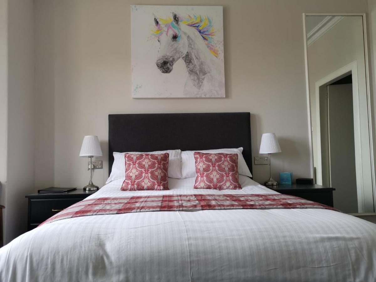 סטירלינג Munro Guest House מראה חיצוני תמונה